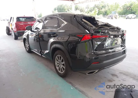 2021 Lexus Nx 300 z USA, uszkodzony, nr VIN JTJDARBZ7M2194287
